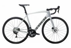Vélo De Route Trek Emonda SL 5 Disc Shimano 105 11V Lithium Quicksilver/Brushed Chrome 2022