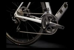 Vélo De Route Trek Emonda SL 5 Disc Shimano 105 11V Lithium Quicksilver/Brushed Chrome 2022 -Outlet d'accessoires unnamed file 12