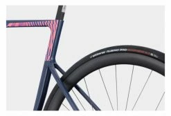 Vélo De Route Cannondale SuperSix EVO Hi-MOD Disc Ultegra Shimano Ultegra 11V 700 Mm Bleu Rose Team Replica Bleu / Rose -Outlet d'accessoires unnamed file 1523