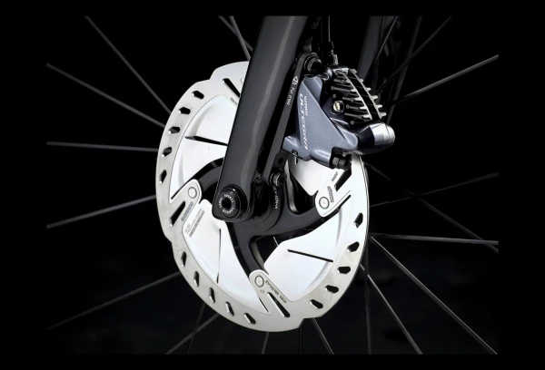 Vélo De Route Trek Emonda SL 6 Pro Disc Shimano Ultegra 11V Trek Black/Radioactive Red 2021 6 Vélo De Route Trek Emonda SL 6 Pro Disc Shimano Ultegra 11V Trek Black/Radioactive Red 2021 – Image 6