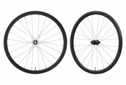 Paire De Roues Shimano Ultegra R8170 C36 700 Mm I 12x100-12x142 Mm I Centerlock