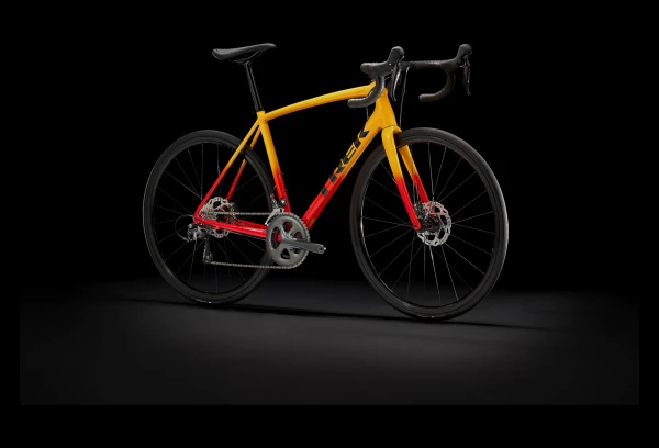 Vélo De Route Trek Émonda ALR 4 Shimano Tiagra 10V 700 Mm Jaune / Rouge 2022 2 Vélo De Route Trek Émonda ALR 4 Shimano Tiagra 10V 700 Mm Jaune / Rouge 2022 – Image 2
