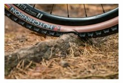 Pneu Gravel Hutchinson Tundra 700 Mm Tubeless Ready Souple Hardskin Bi-Compound Flancs Beiges Tan -Outlet d'accessoires unnamed file 2114