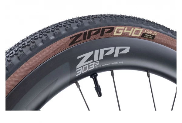 Pneu Gravel Zipp G40 XPLR 700 Mm Tubeless Ready Souple Flancs Beiges 1 Pneu Gravel Zipp G40 XPLR 700 Mm Tubeless Ready Souple Flancs Beiges