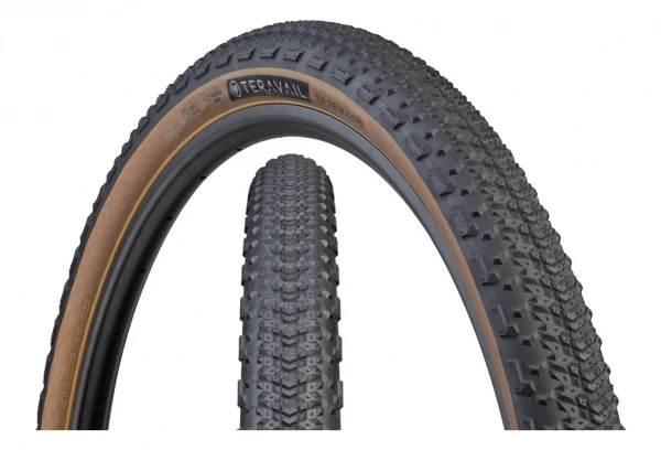 Pneu Gravel Teravail Sparwood 29'' Tubeless Ready Souple Light & Supple Flancs Beiges Tan 2 Pneu Gravel Teravail Sparwood 29'' Tubeless Ready Souple Light & Supple Flancs Beiges Tan – Image 2