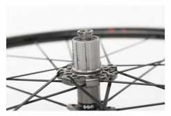 Produit Reconditionné - Paire De Roues Fulcrum Racing Zero Carbon DB 700 Mm | 12/15x100 - 12x142/135 Mm | Center Lock | 2021 -Outlet d'accessoires unnamed file 2888