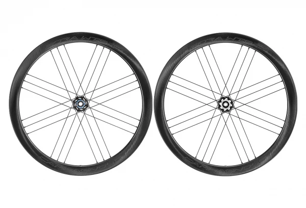 Paire De Roues Campagnolo Bora WTO 45 Disc | 12x100 - 12x142 Mm | Centerlock 1 Paire De Roues Campagnolo Bora WTO 45 Disc | 12x100 - 12x142 Mm | Centerlock