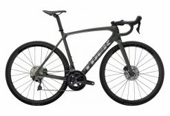 Vélo De Route Trek Emonda SL 6 Pro Disc Shimano Ultegra 11V Lithium Grey/Brushed Chrome 2022