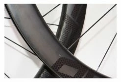 Produit Reconditionné - Paire De Roues Fast Forward FCC Raw DT180 EXP Disc | 12x100 - 12x142mm | Centerlock -Outlet d'accessoires unnamed file 3057