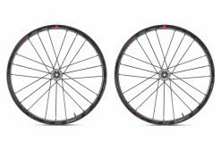 Paire De Roues Fulcrum Racing Zero Carbon DB 700 Mm | 12/15x100 - 12x142/135 Mm | Center Lock | 2021