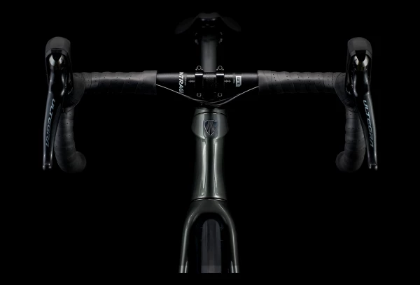 Vélo De Route Trek Emonda SL 6 Pro Disc Shimano Ultegra 11V Lithium Grey/Brushed Chrome 2022 4 Vélo De Route Trek Emonda SL 6 Pro Disc Shimano Ultegra 11V Lithium Grey/Brushed Chrome 2022 – Image 4