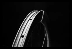 Paire De Roues Enve Foundation 65 Mm Disc | 12x100/142 | Tubeless -Outlet d'accessoires unnamed file 3336