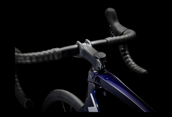 Vélo De Route Trek Emonda SL 5 Shimano 105 11V 700 Bleu 2023 Gris / Rouge 7 Vélo De Route Trek Emonda SL 5 Shimano 105 11V 700 Bleu 2023 Gris / Rouge – Image 7