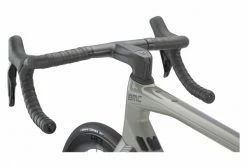 Vélo De Route BMC Roadmachine 01 Two Shimano Dura-Ace Di2 12V 700 Mm Gris Rhino 2023 -Outlet d'accessoires unnamed file 687